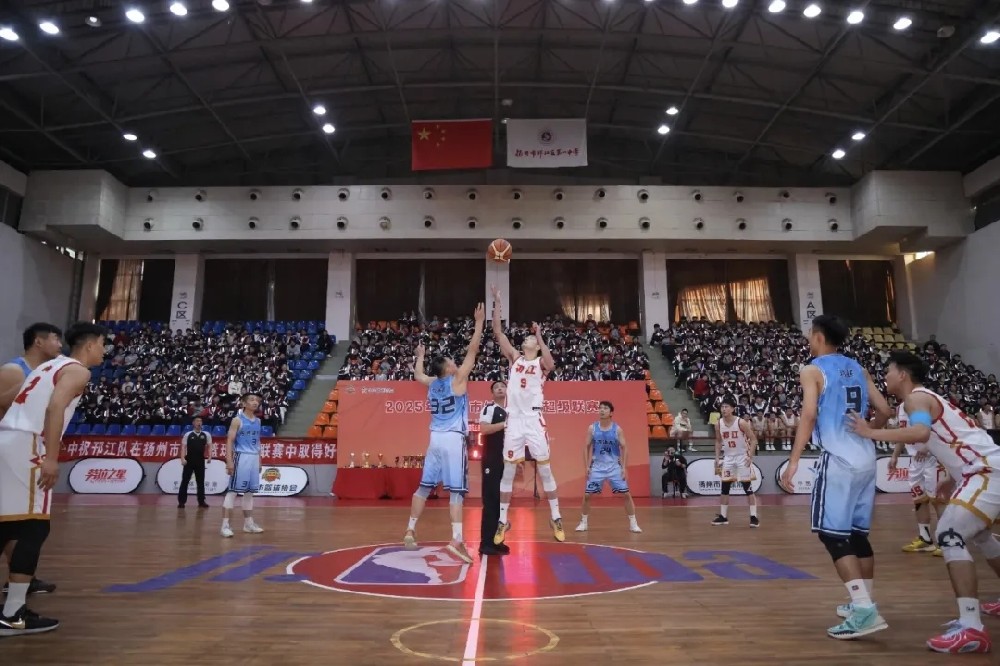 热血扬超，逐梦邗江——邗江一中师生助力邗···